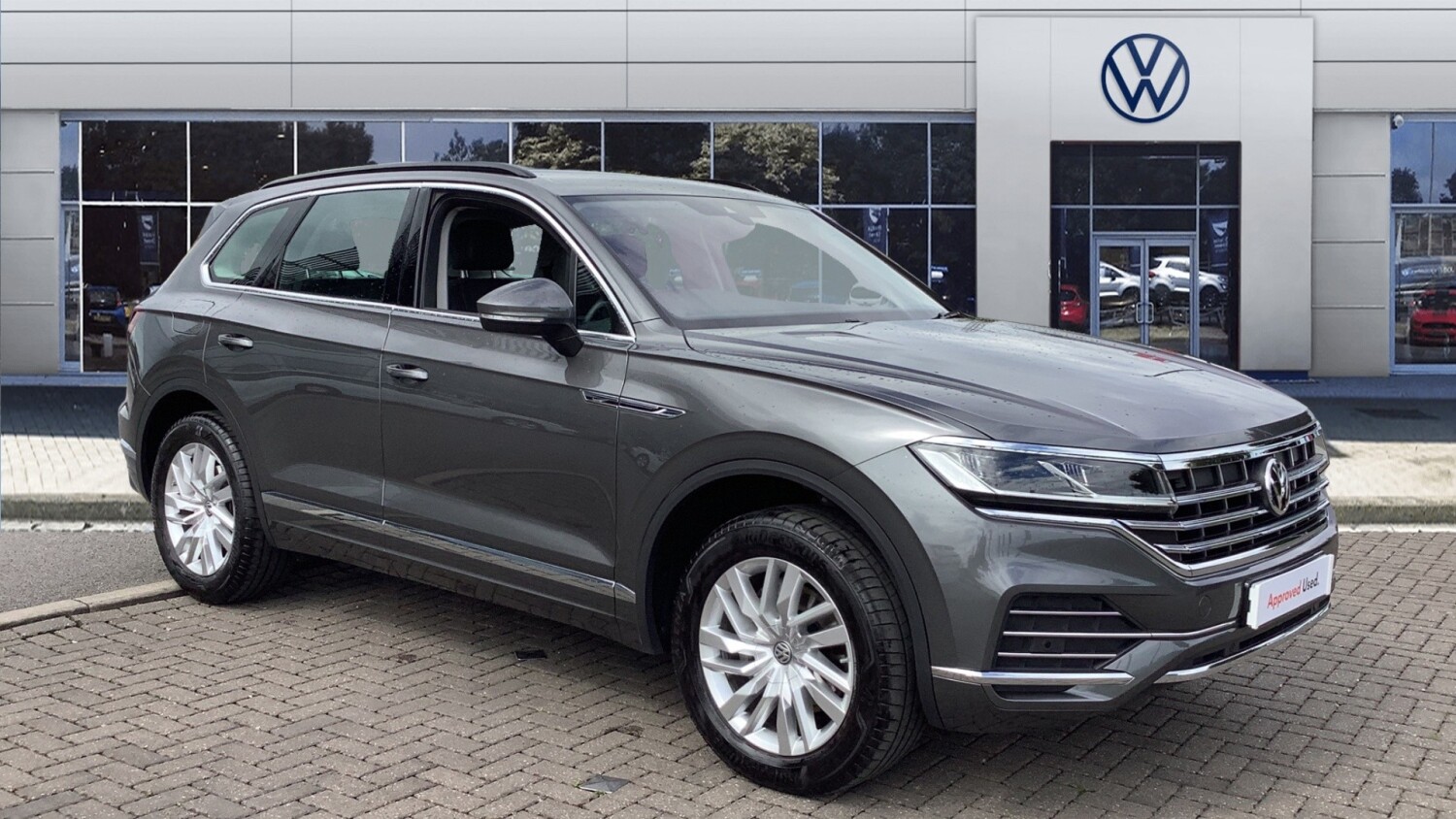 Used Volkswagen Touareg 3.0 V6 TDI 4Motion 231 SEL 5dr Tip Auto Diesel ...